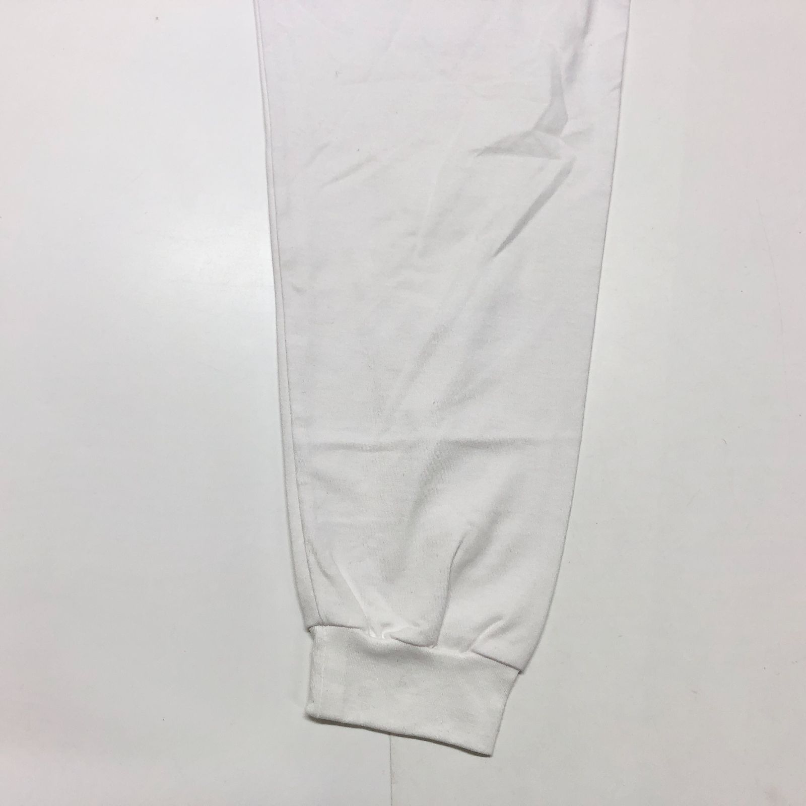 新品未使用 DEVEREUX GOLF（デヴァローゴルフ） ロゴ モックネック