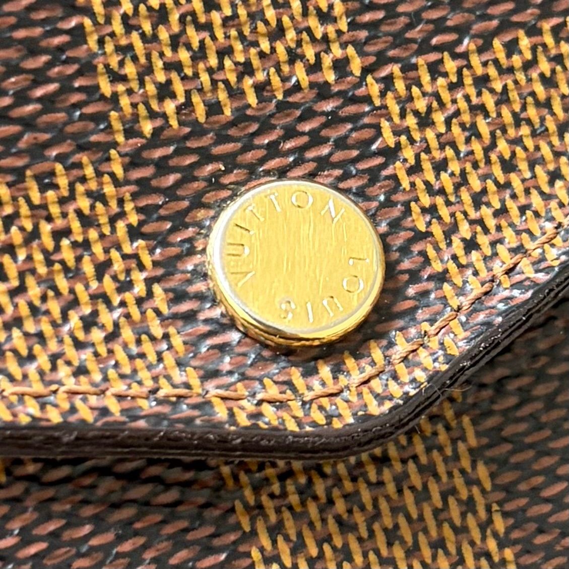 x76 ポルトフォイユ サラ 新型 Louis Vuitton ルイ ヴィトン 2つ 折り