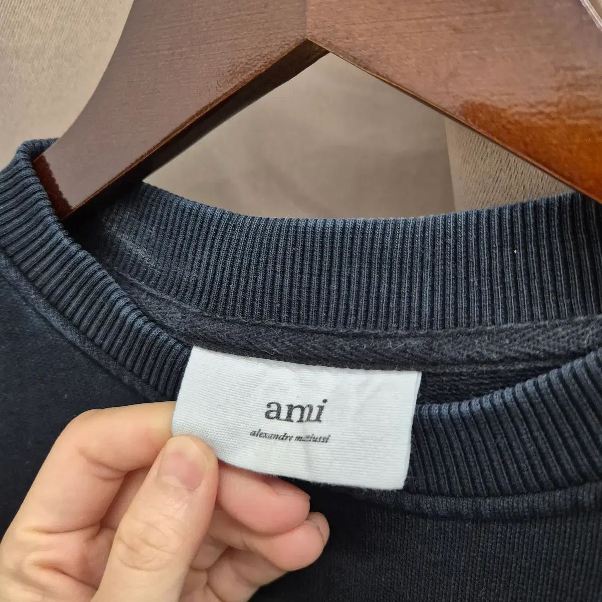 アミ スモール ハート ロゴ スウェット S AMI PARIS アミ COEUR 