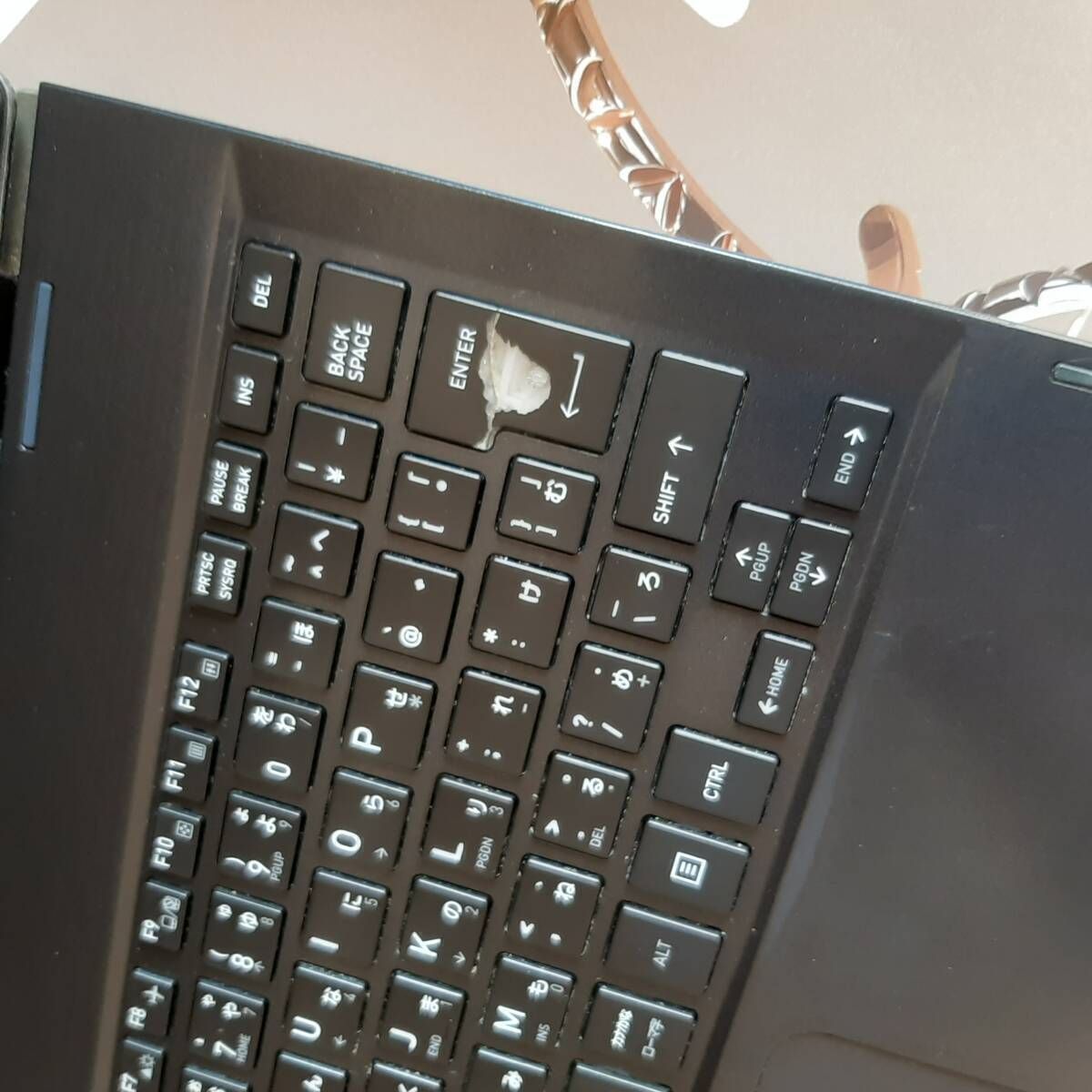 東芝 VC72 8世代 i5 SSD タッチ液晶 1920x1080 dynabook vc72の通販