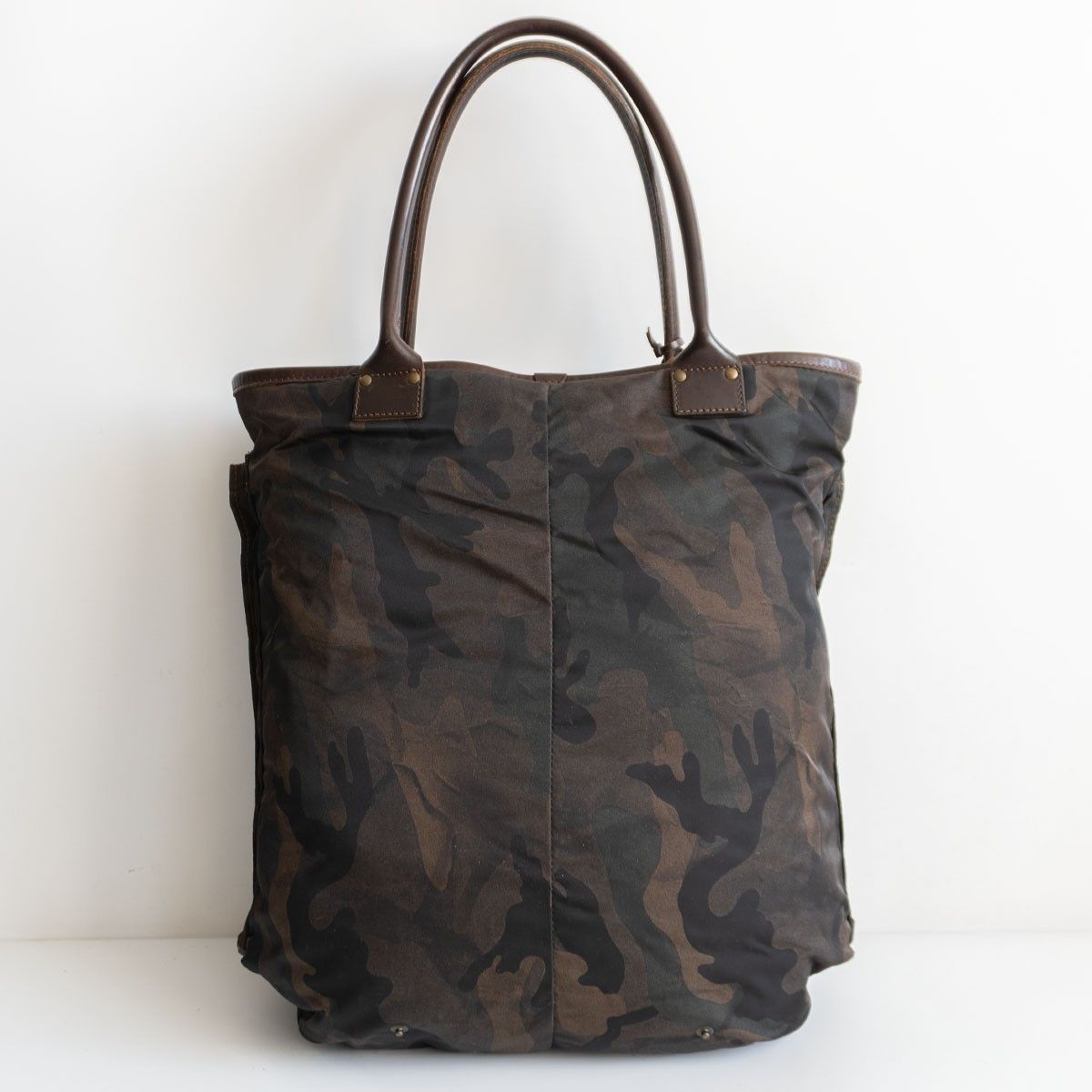 美品】 FELISI 【15-55/CF 迷彩 ヘルメットバッグ】ナイロン×レザー 