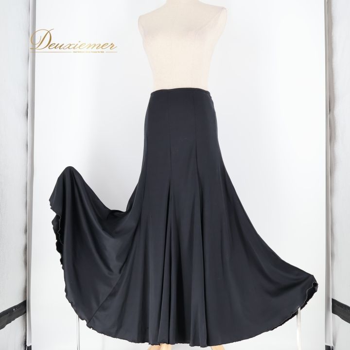 フラメンコ 衣装 ファルダ スカート 黒 無地 レッスン 練習着 ダンス パーティ 発表会 伸縮 ストレッチ ブラック系 フェスティバル ステージ用 おしゃれ 軽量 シンプル コスチューム