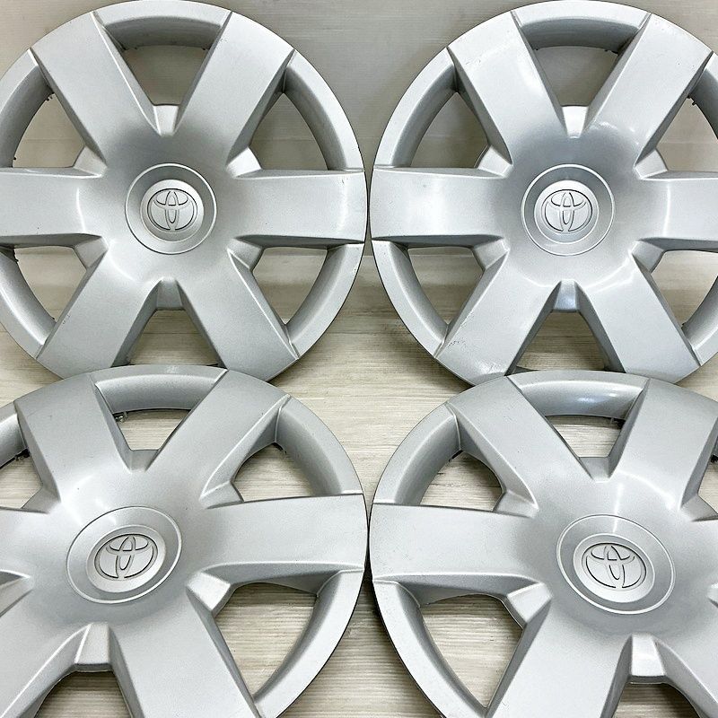 中古品 トヨタ ハイエース 純正 鉄ホイールカバー用 ホイールカバー 4 