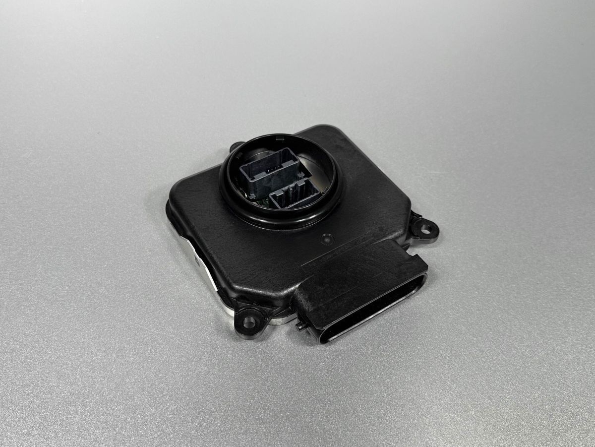 ヴォクシー 純正 MZRA90W 左ライト 左ヘッドライト 右ヘッド 良品/低