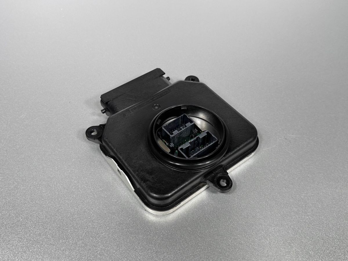 ヴォクシー 純正 MZRA90W 左ライト 左ヘッドライト 右ヘッド 良品/低