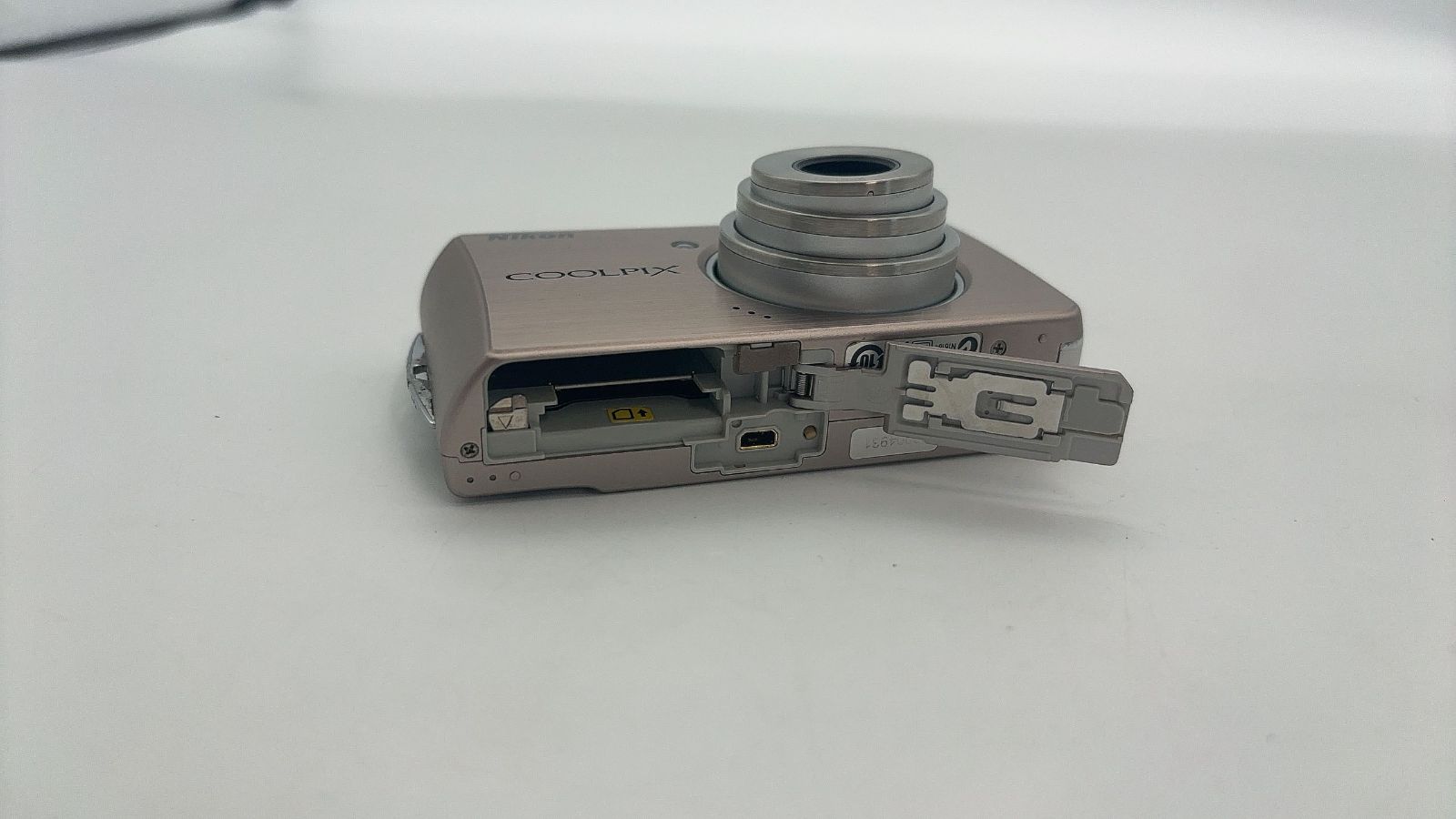 MR-02181 Nikon ニコン COOLPIX S520 オールドデジカメ 動作未確認 