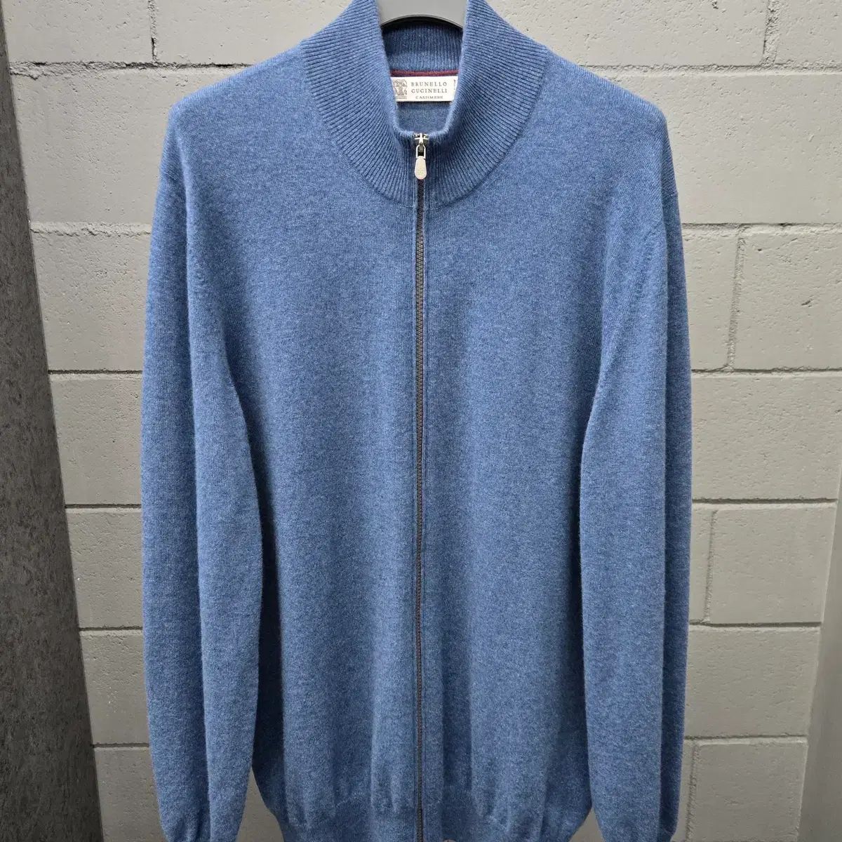 ▲未使用 ブルネロクチネリ カシミヤ ジップアップセーター ラベンダーカラー 未使用 ブルネロクチネリ カシミヤ ジップアップセーター ラベンダー