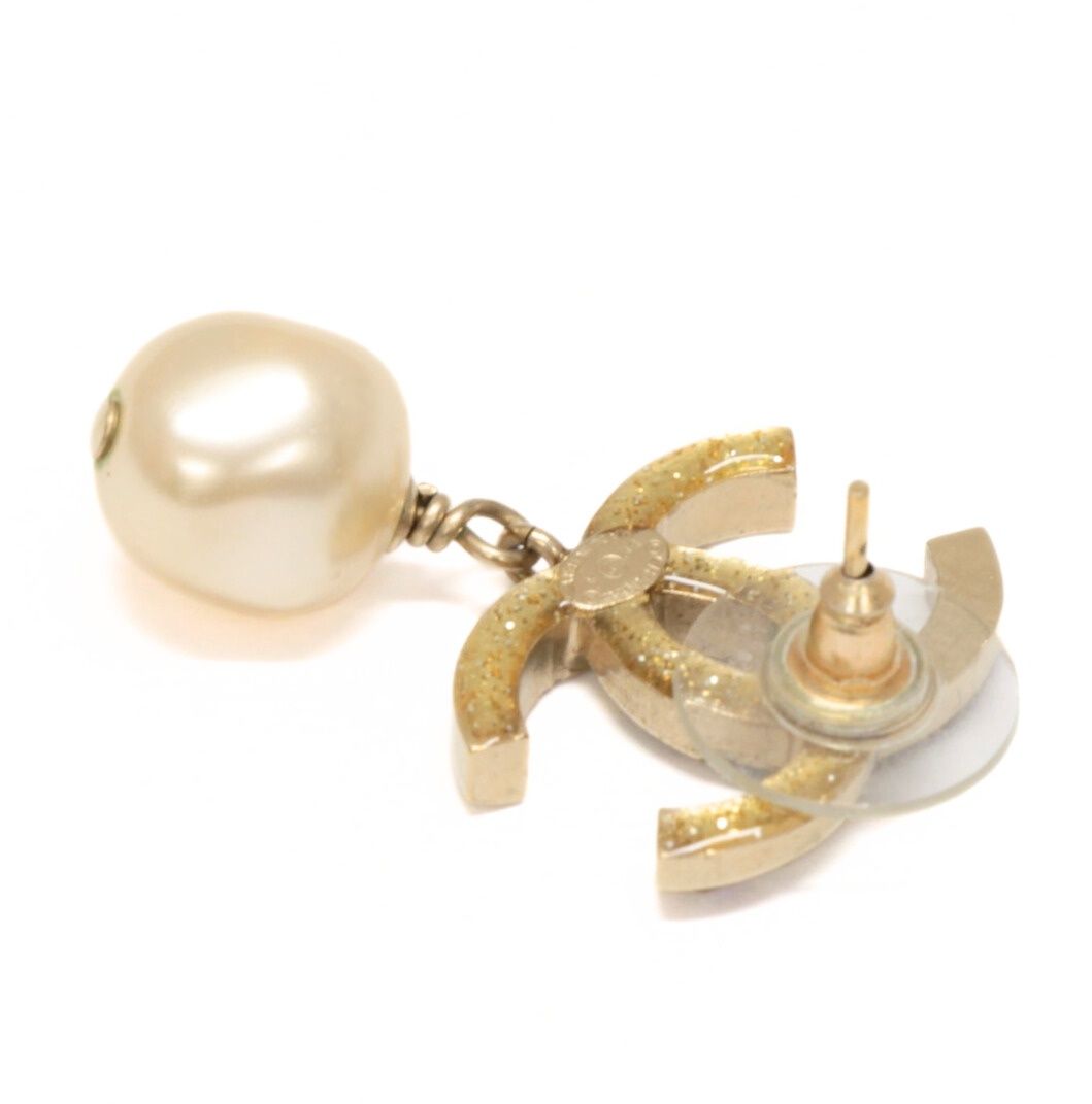 シャネル CHANEL きらきら ココマーク スイングパール ピアス 片耳