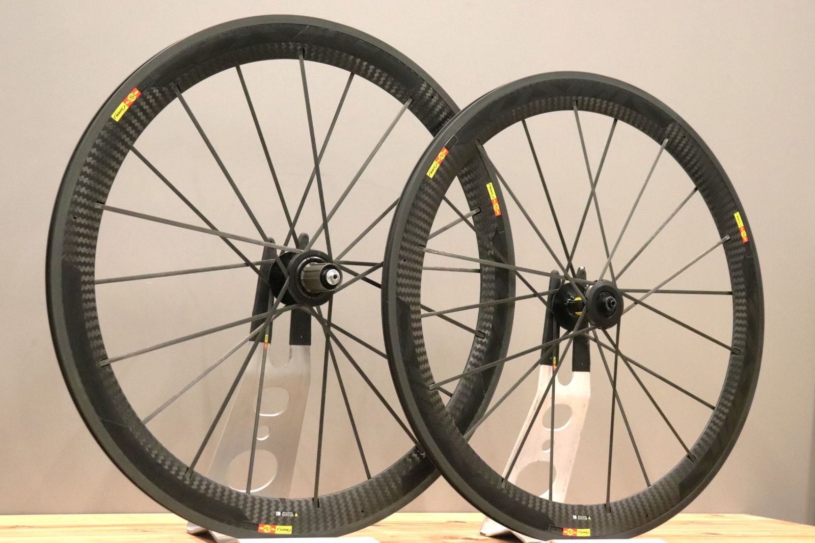 マヴィック MAVIC コスミック COSMIC SLR アルミ カーボン