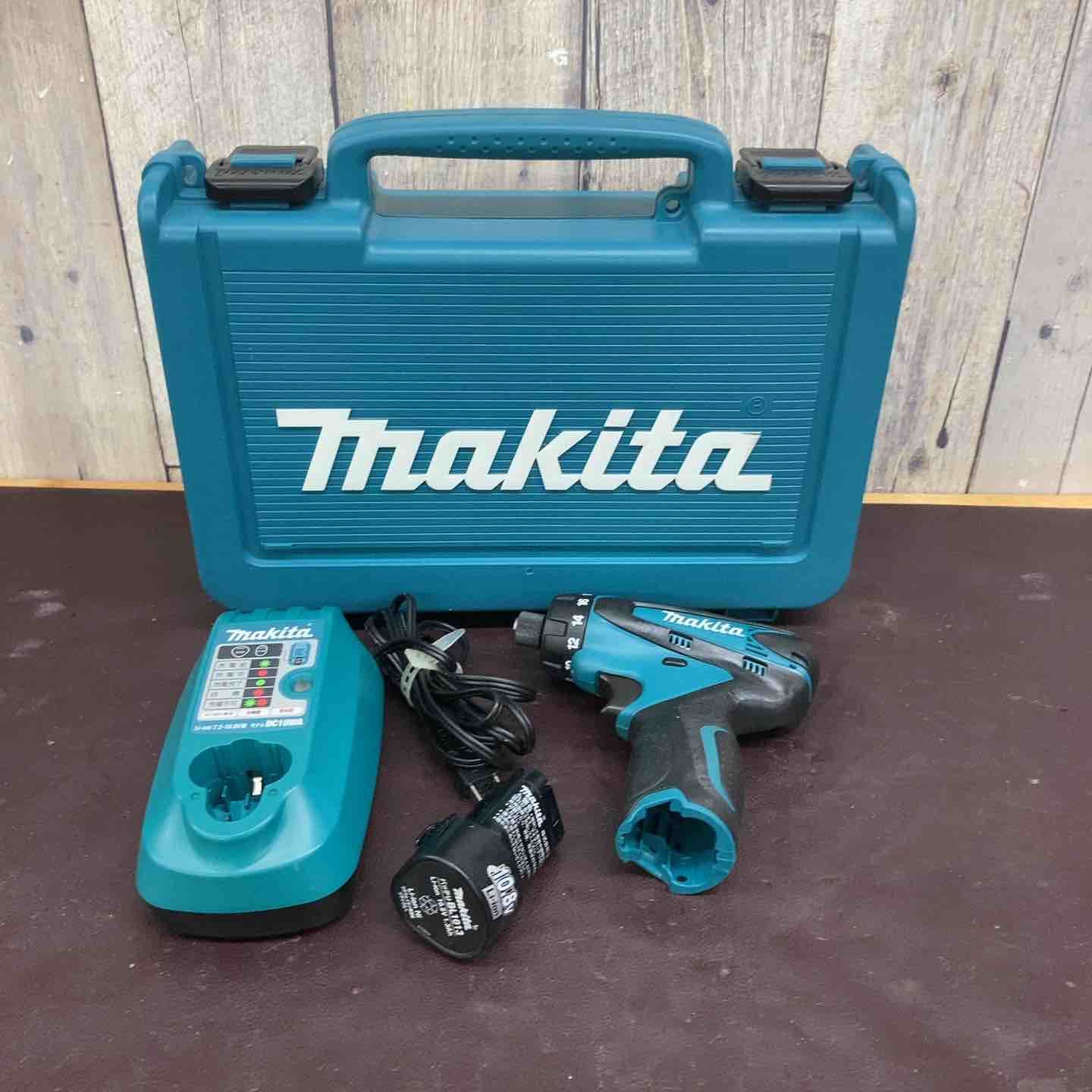 【中古美品】 マキタ(makita) コードレスドリルドライバー DF030DWX 【東大和店】