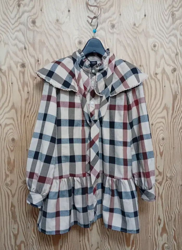 ダックス チェック柄 長袖 ONE PIECE 120サイズ DAKS ワンピース チェック柄 Daks (ダックス)子供服100 キルティング ダックス チェック柄 長袖 ONE PIECE 120サイズ DAKS ワンピース チェック柄 Daks (ダックス)子供服100 キルティング