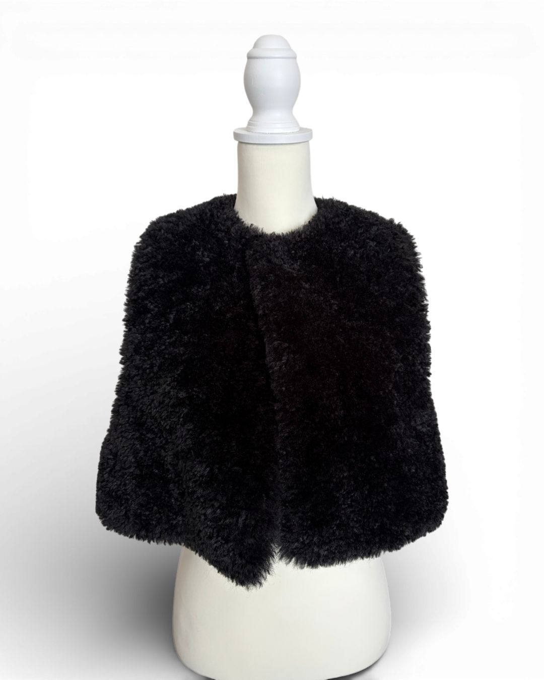 HYKE FAUX SHEARLING CROPPED VEST ハイク ファーシアリング