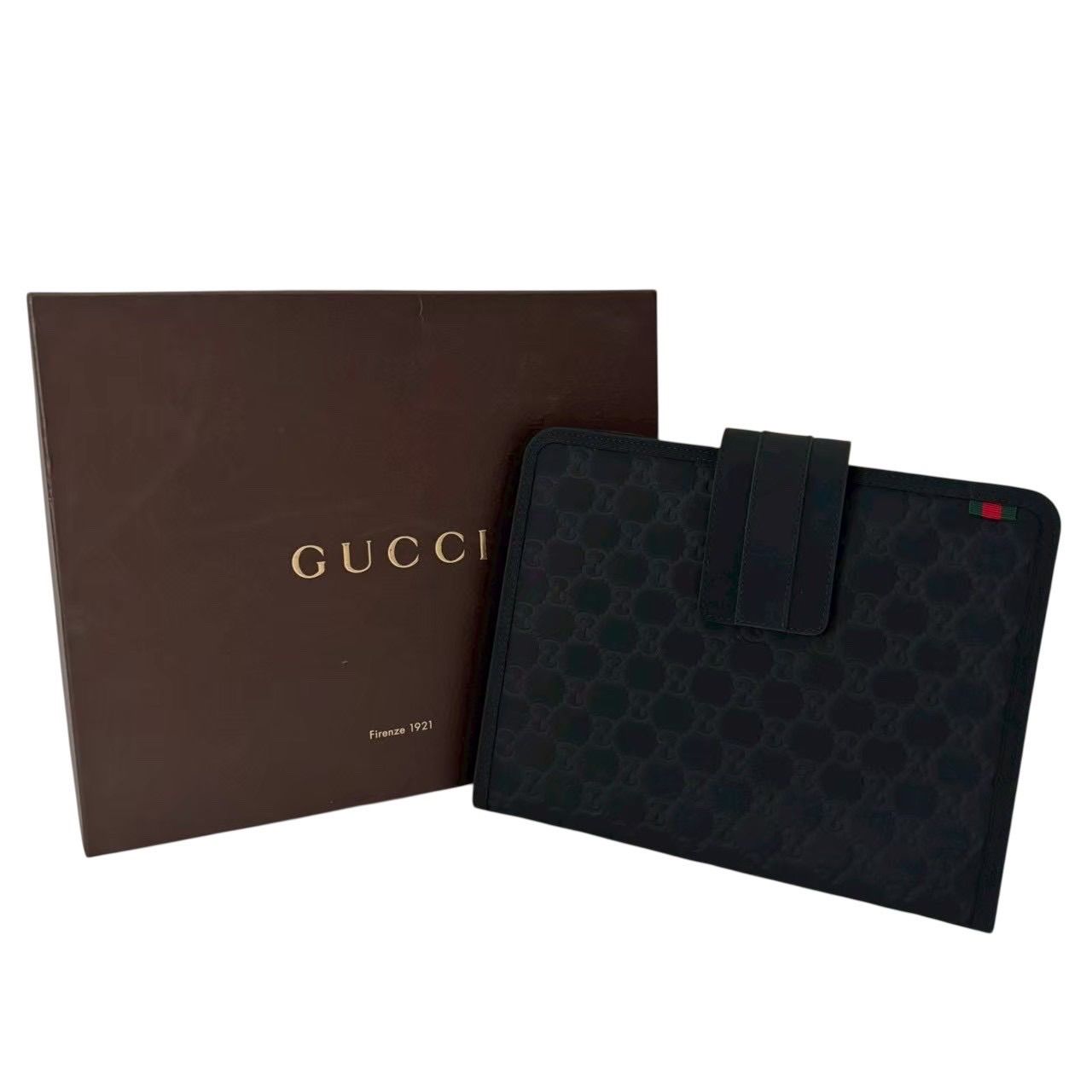 GUCCI グッチ iPadケース ラバー ブラック GGロゴ 中古AB - メルカリ