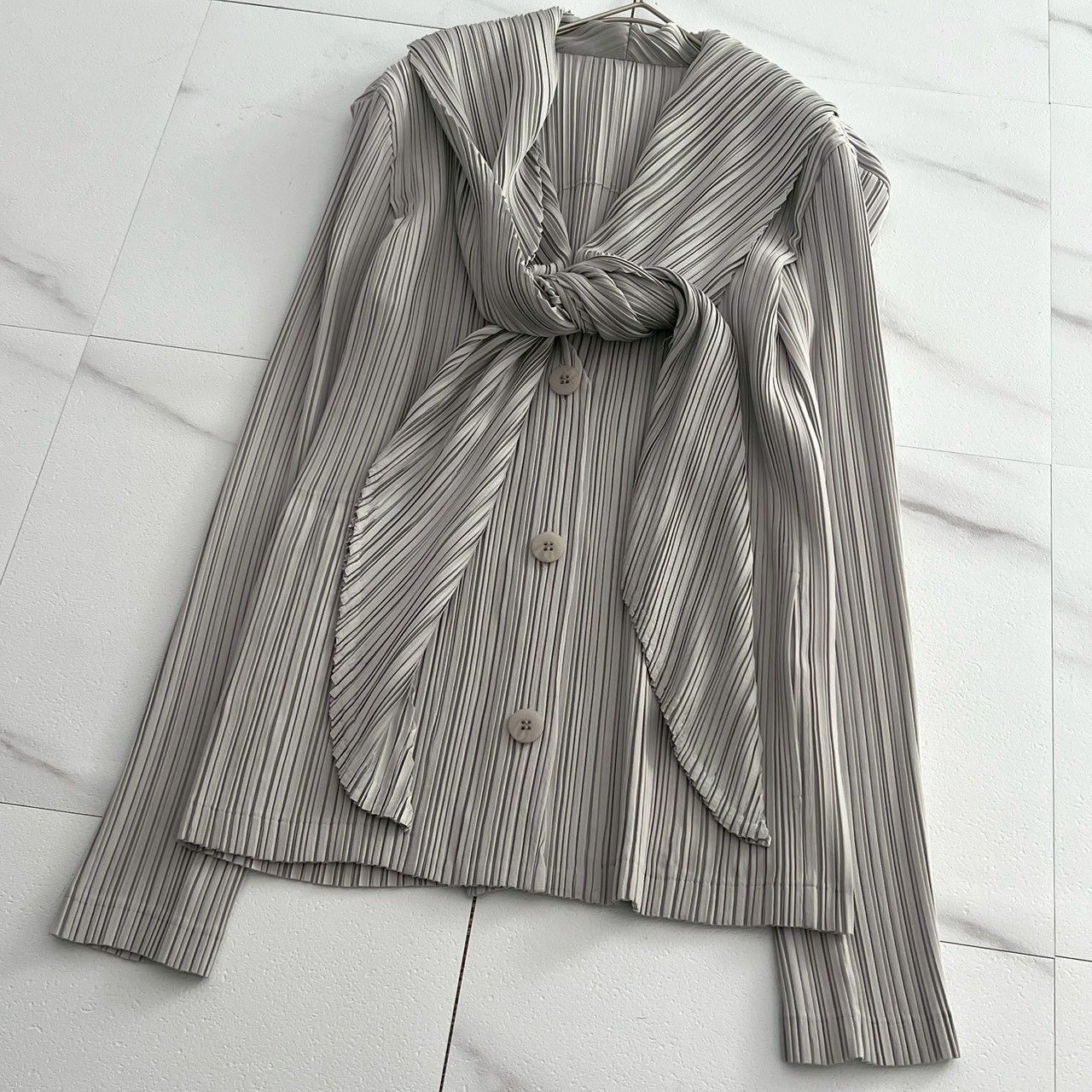 美品/激レア✨ISSEY MIYAKE イッセイミヤケ ボウタイプリーツブラウス