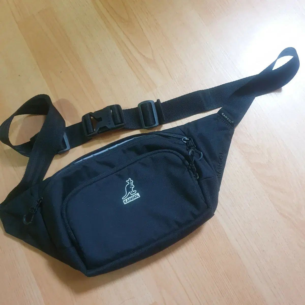 カンゴール ブラック ウェストバッグ