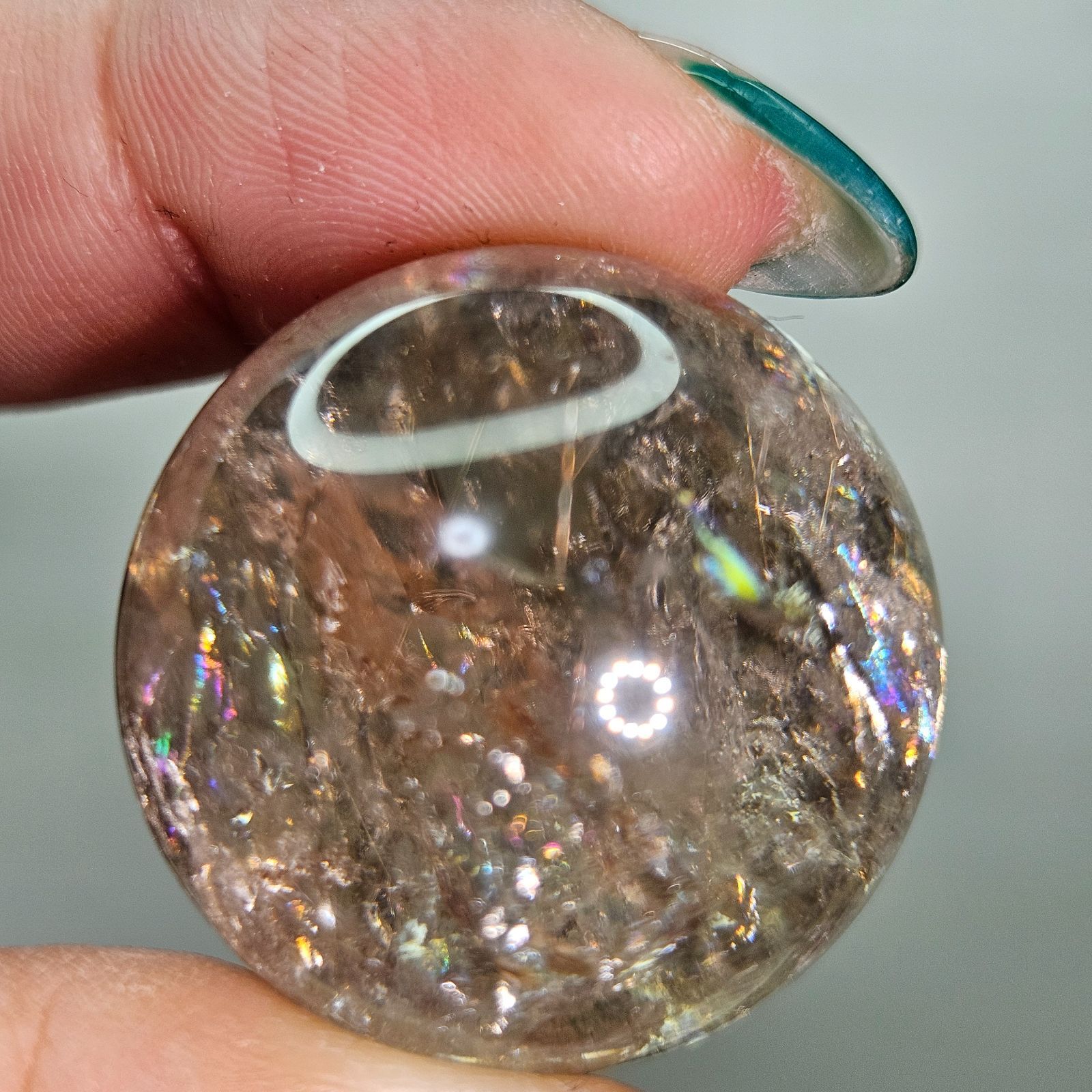 虹入りスモーキールチルクォーツ✨スフィア✨ - メルカリ