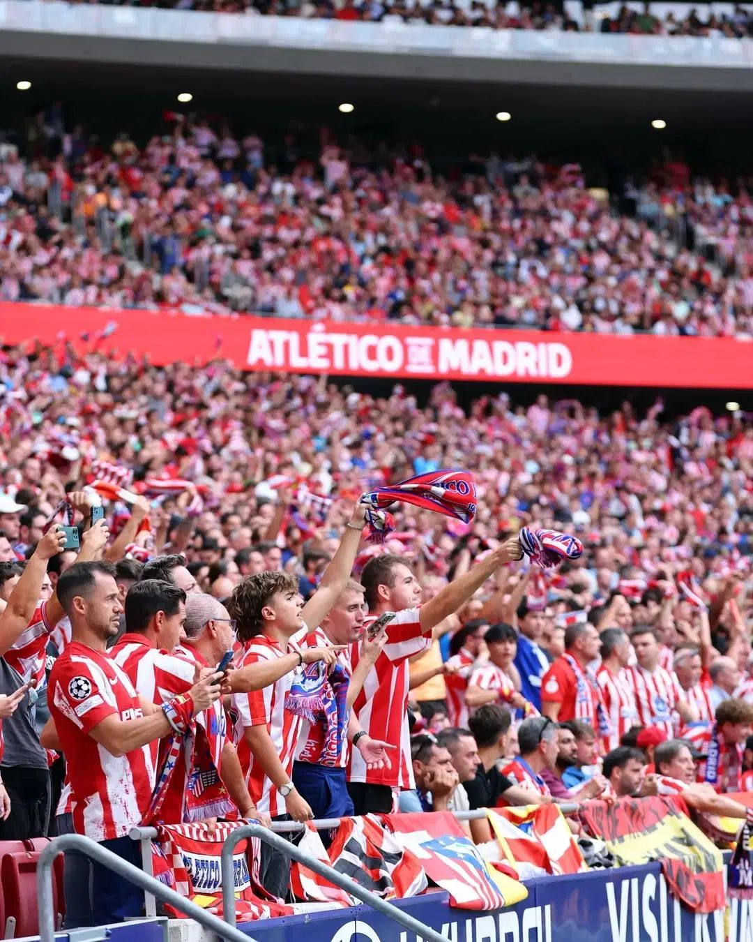 アトレティコ・マドリード リバーシブル スカーフ マフラー AT