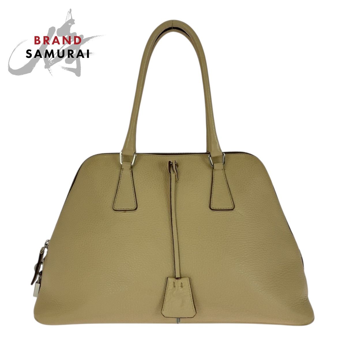美品 PRADA プラダ サフィアーノ 三角ロゴプレート ベージュ シルバー 