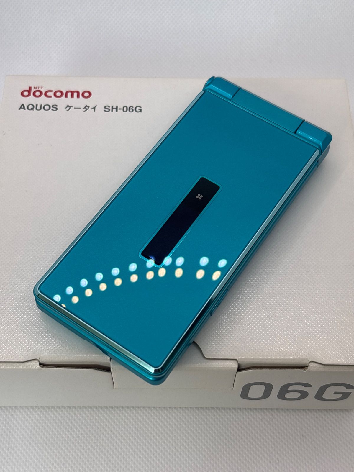 docomo AQUOSケータイ SH-06G Blue Green 新品未使用 - メルカリ