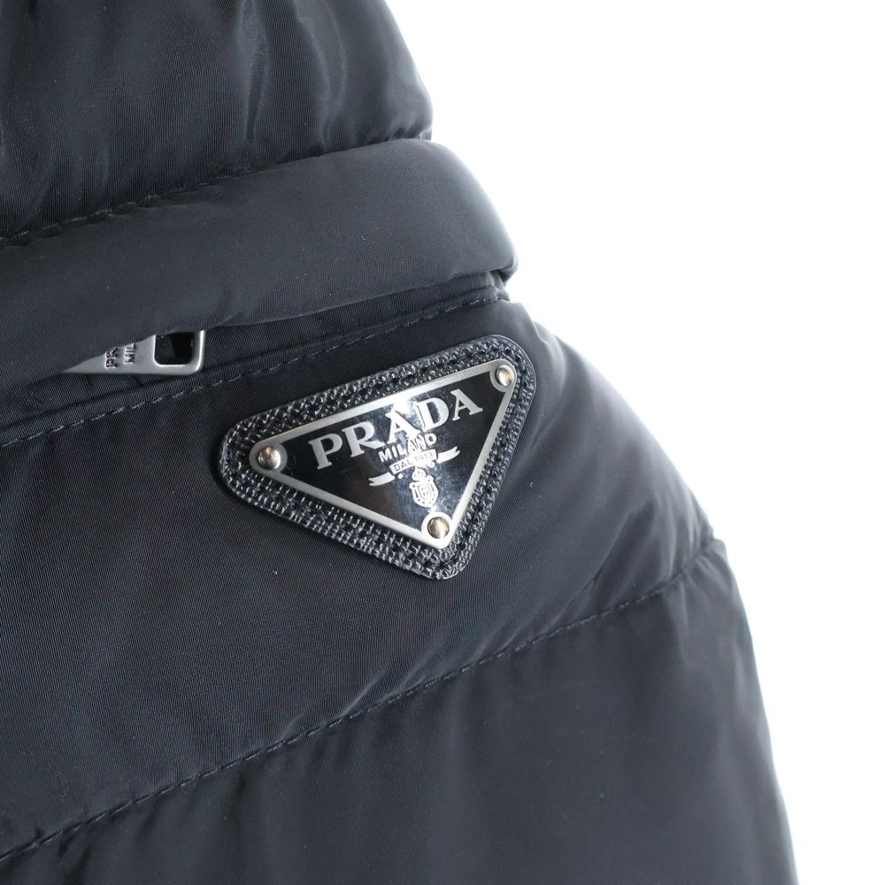 ダウン トライアングル ロゴ PRADA - 極美品 PRADA プラダ
