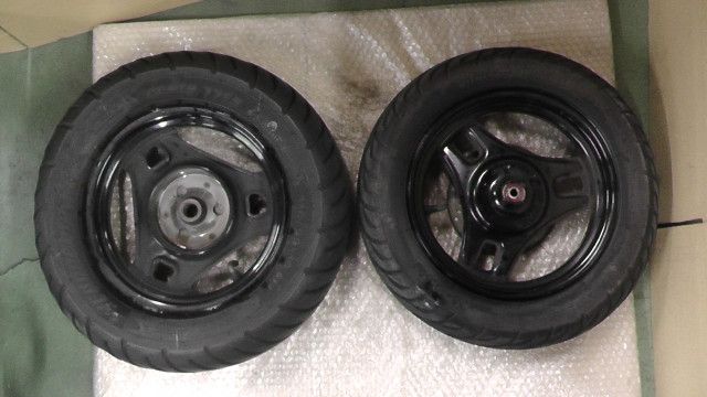 アドレスV125 CF4EA の ホイールセット タイヤ付き:#1772069670