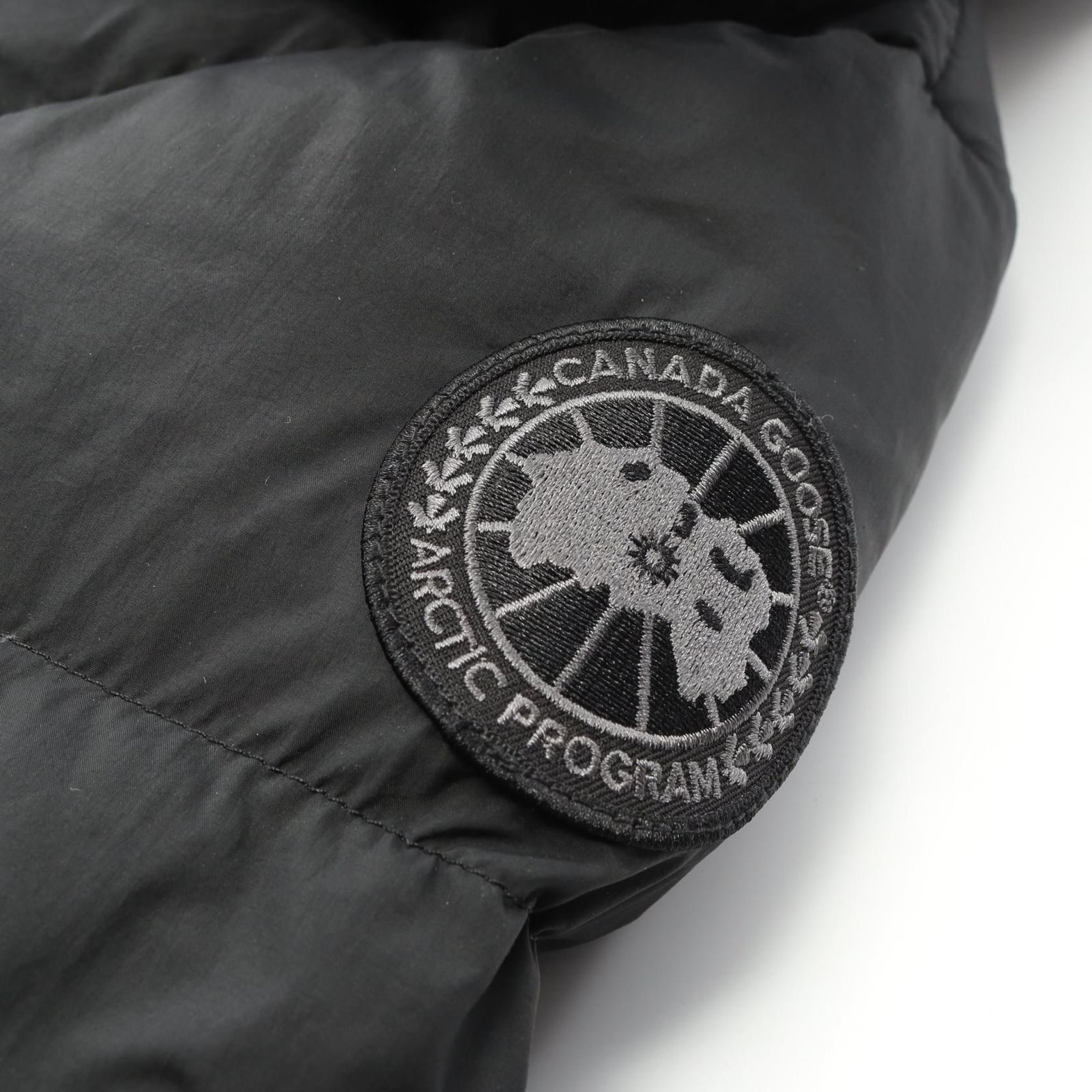 カナダグース CANADA GOOSE ダウンジャケット Osborne Parka BLACK 