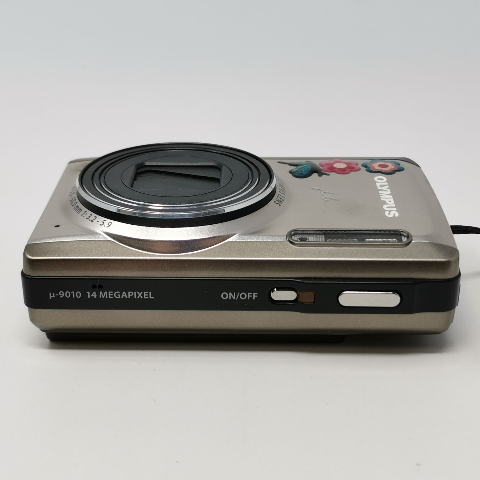 オリンパス μ 9010 デジタルカメラ 書き込み多め 液晶に抜けあり 動作 