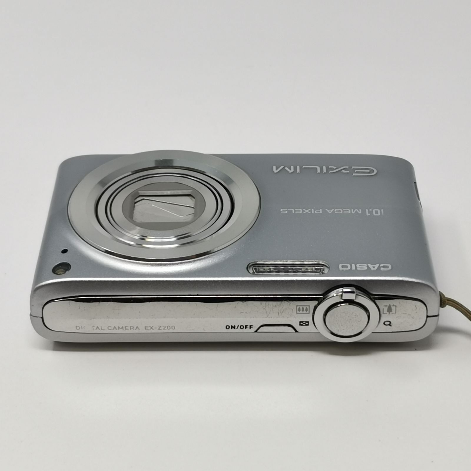 カシオ EXILIM デジカメ EX-Z200 シルバー 動作確認済み 訳あり品