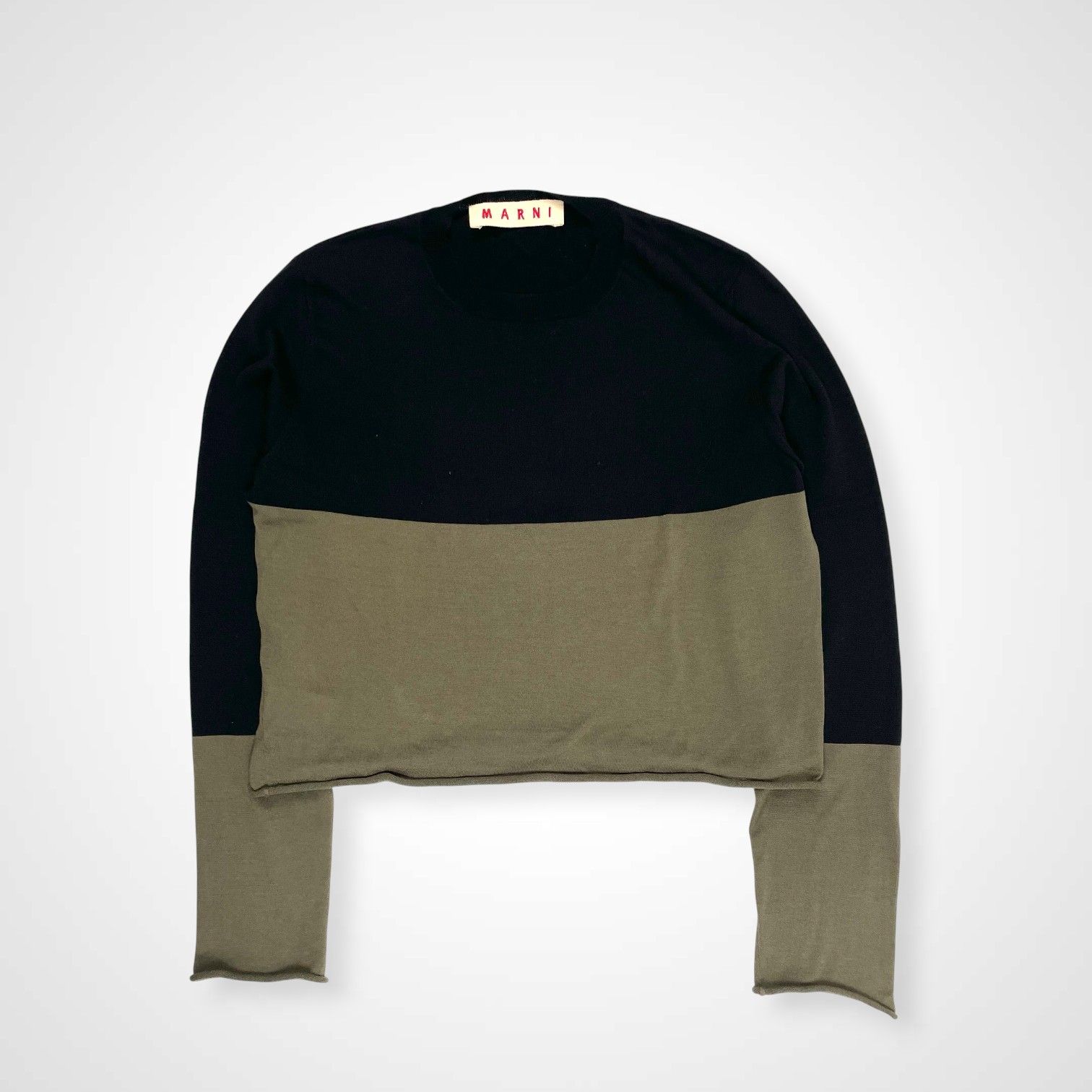 MARNI マルニ / クロップドバイカラーニット 参考定価：80,000程度 