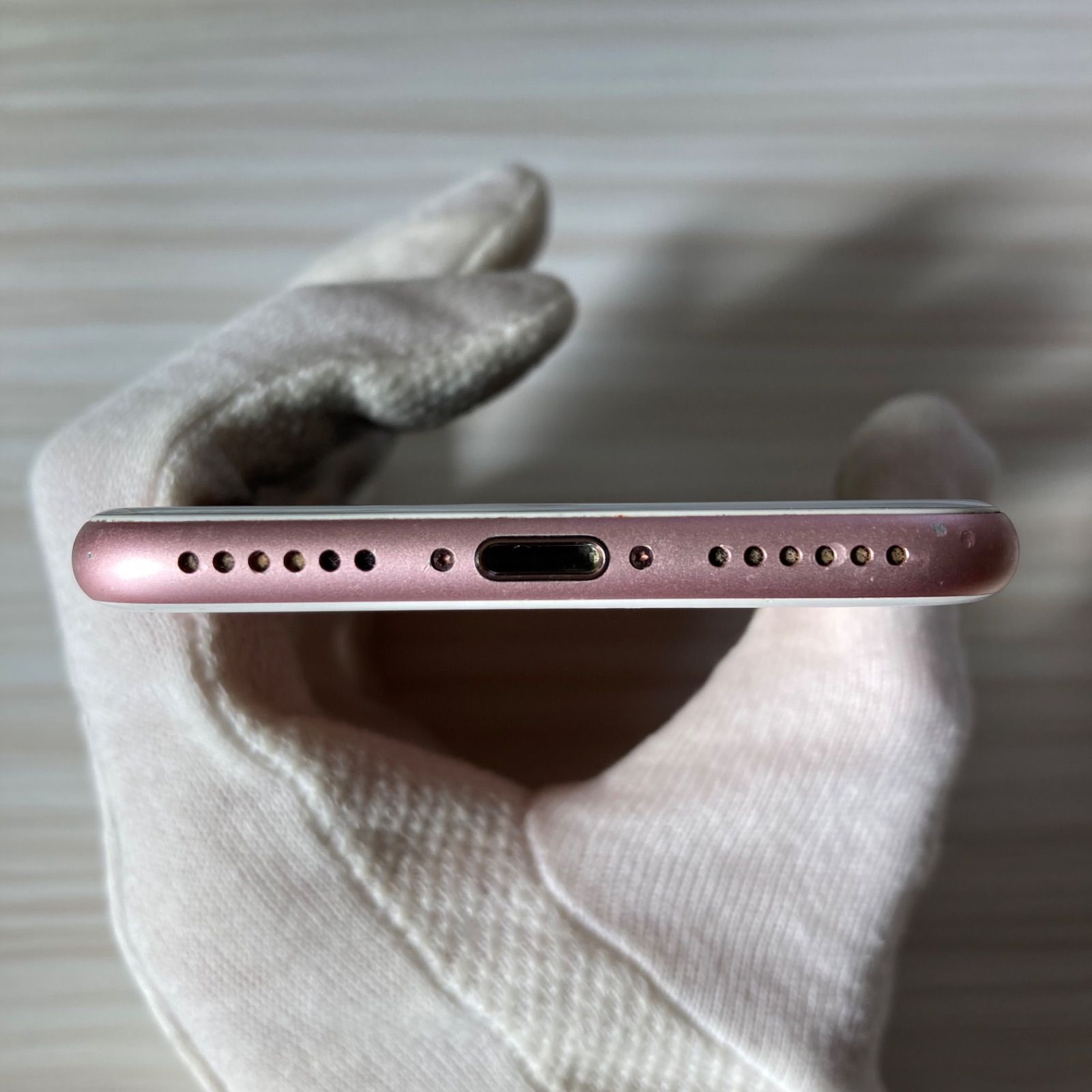 iPhone7 32GB ROSEGOLD バッテリー75% SIMフリー - メルカリ