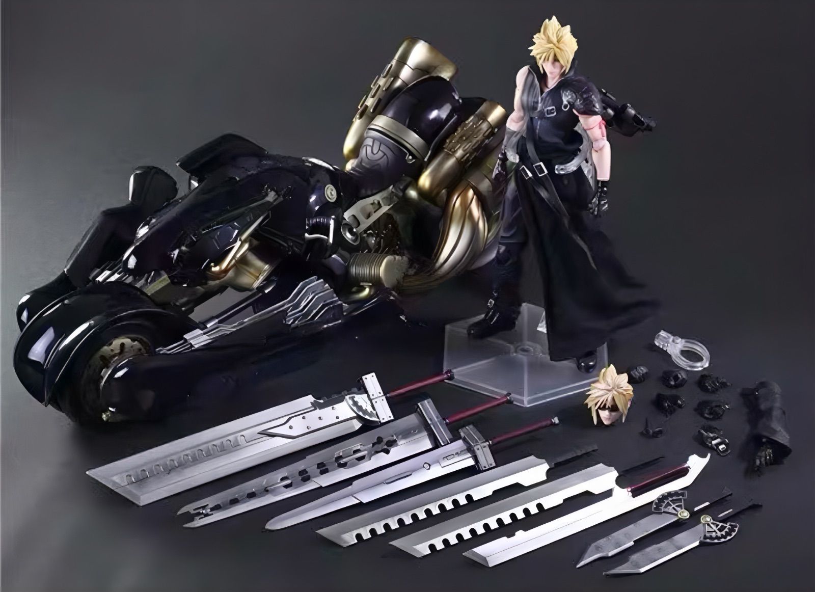 アクションフィギュア FF7 クラウド・ストライフ フェンリル フル