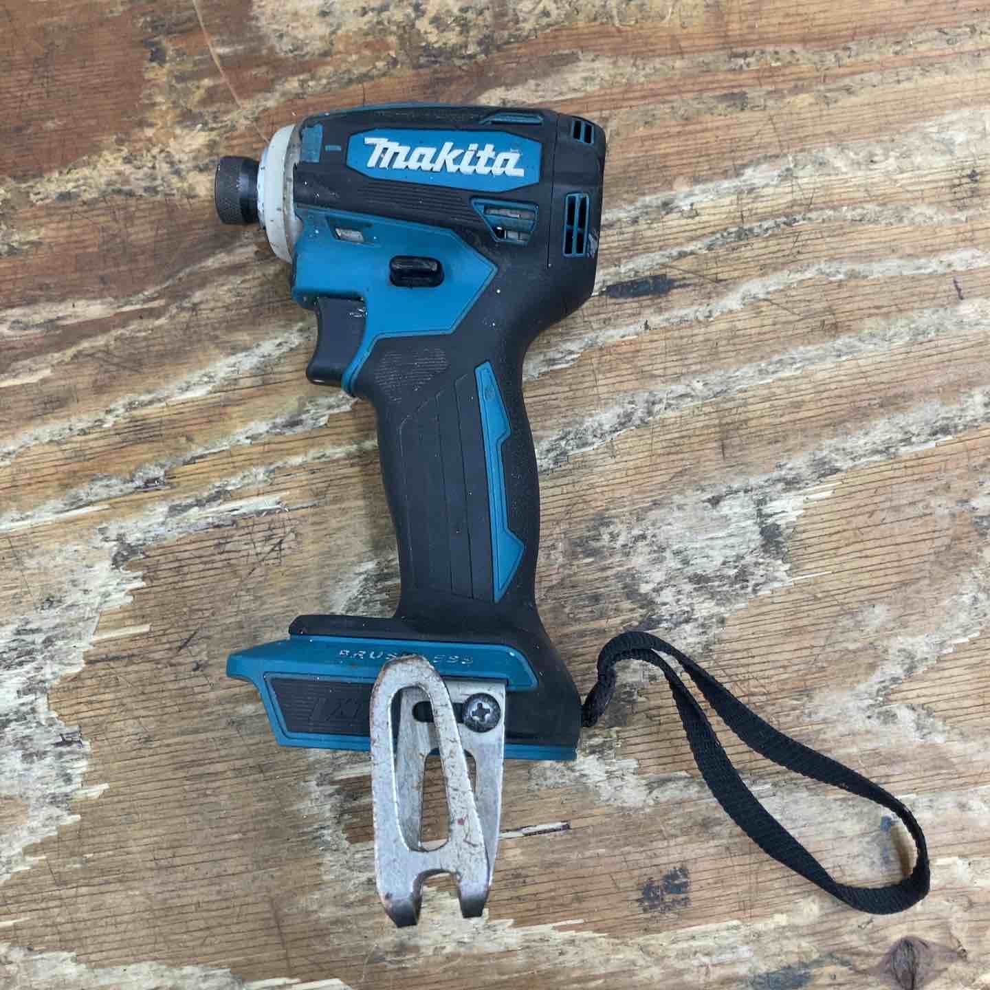 中古品】☆マキタ(makita) コードレスインパクトドライバー TD172DRGX 
