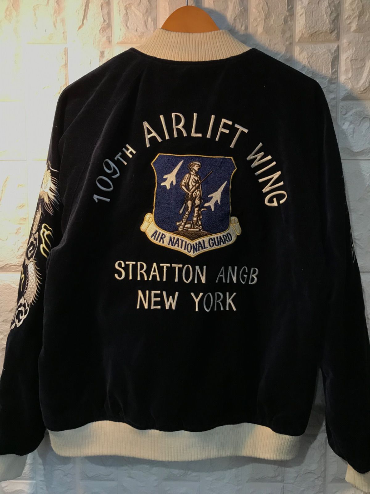 AVIREX スーベニアジャケット 109th AIRLIFT WING - メルカリ