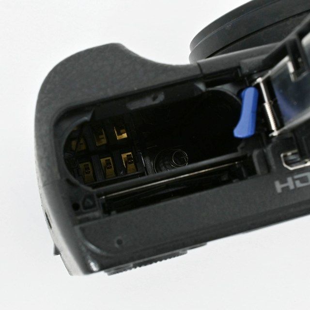 難有品・ジャンク品＞ SONY Cyber-shot HX60V｜光学30倍ズーム｜GPS