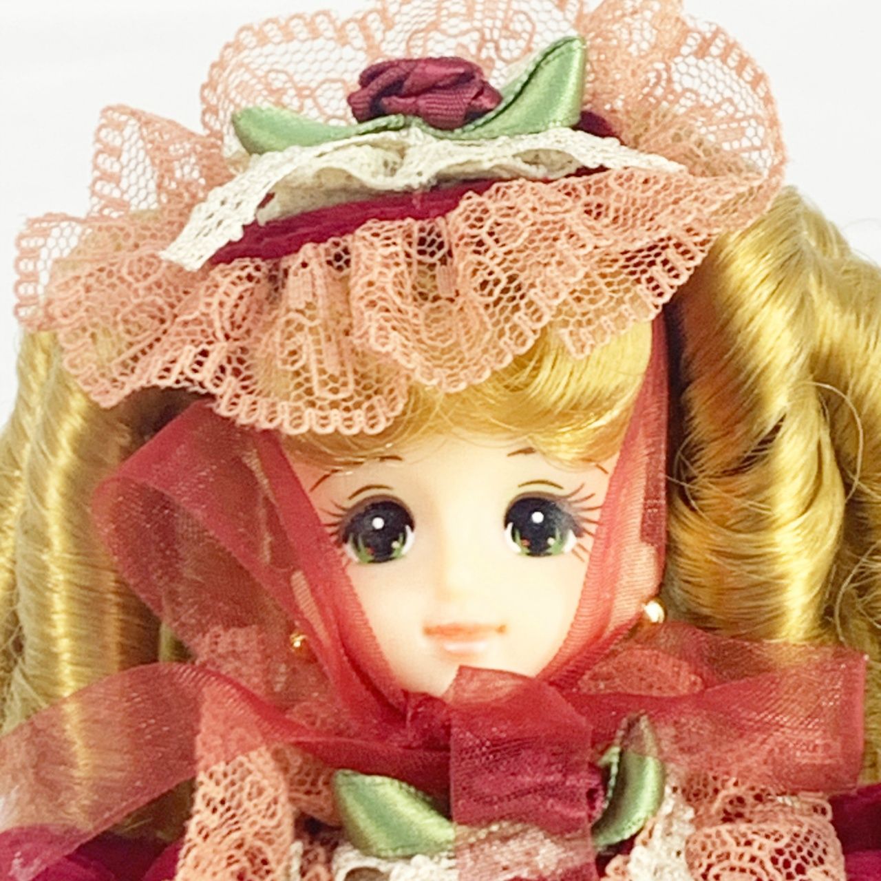 ■ジェニー　TOTOCO たきもととしこ企画縦ロール　エクセリーナ(青) ドール】タカラ TOTOCO たきもととしこ企画 縦ロールエクセリーナ (赤