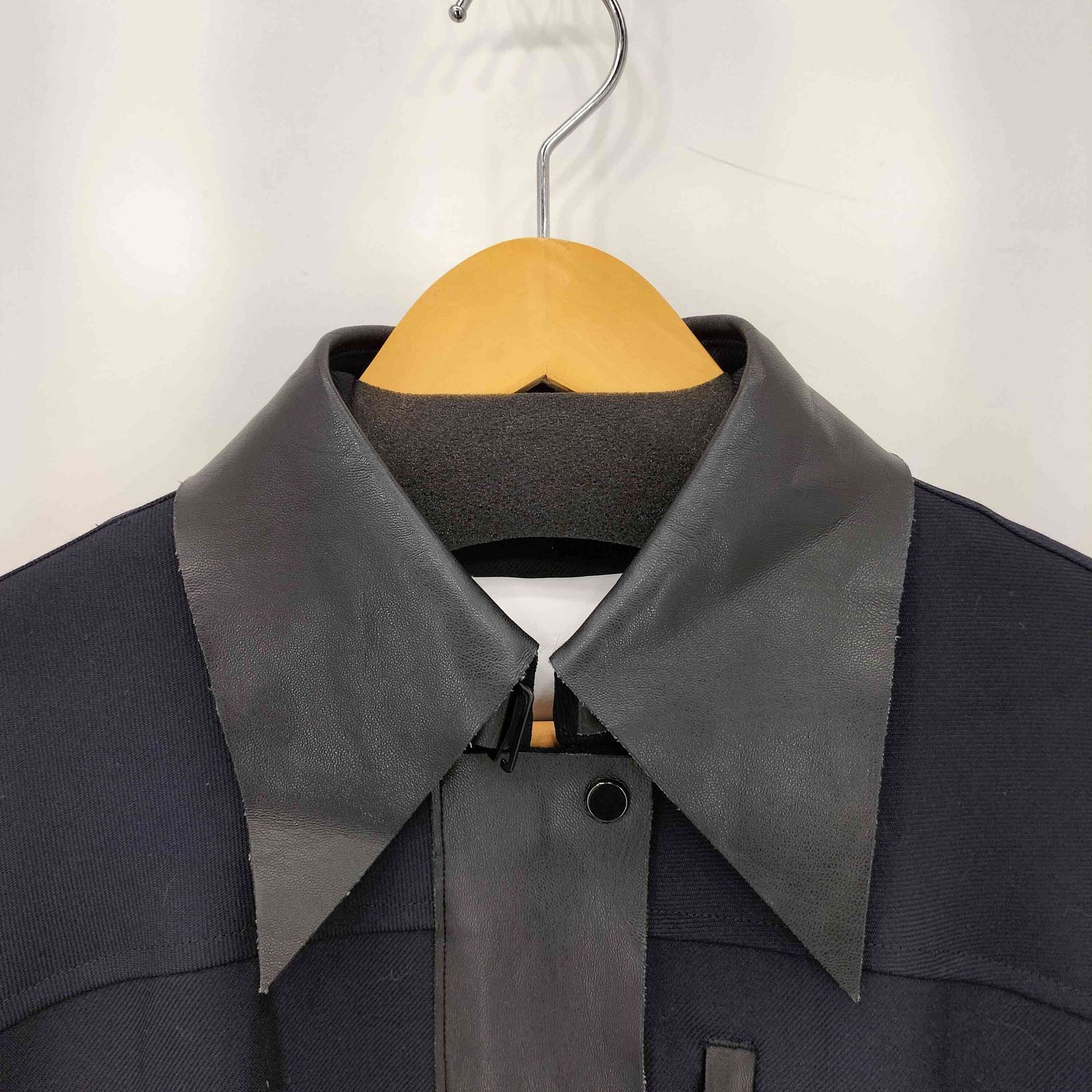 マメクロゴウチ Mame Kurogouchi Shadow Patched Wool Jacket中綿