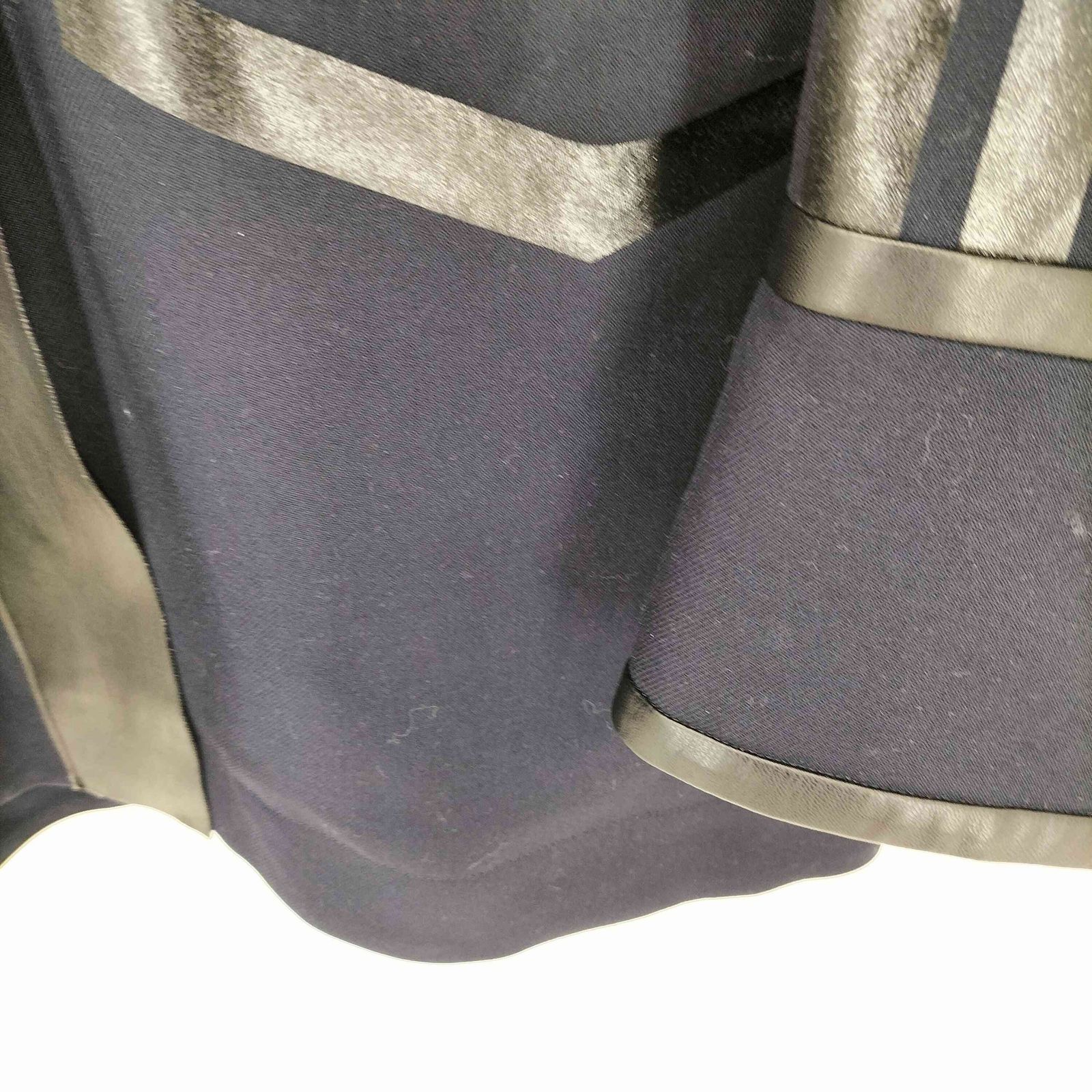 マメクロゴウチ Mame Kurogouchi Shadow Patched Wool Jacket中綿
