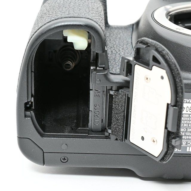 ＜良品＞Canon EOS 50D ボディ｜シャッター数2803枚｜外観美品 良品＞Canon EOS 50D ボディ｜シャッター数2803枚｜外観美品×液晶割れ