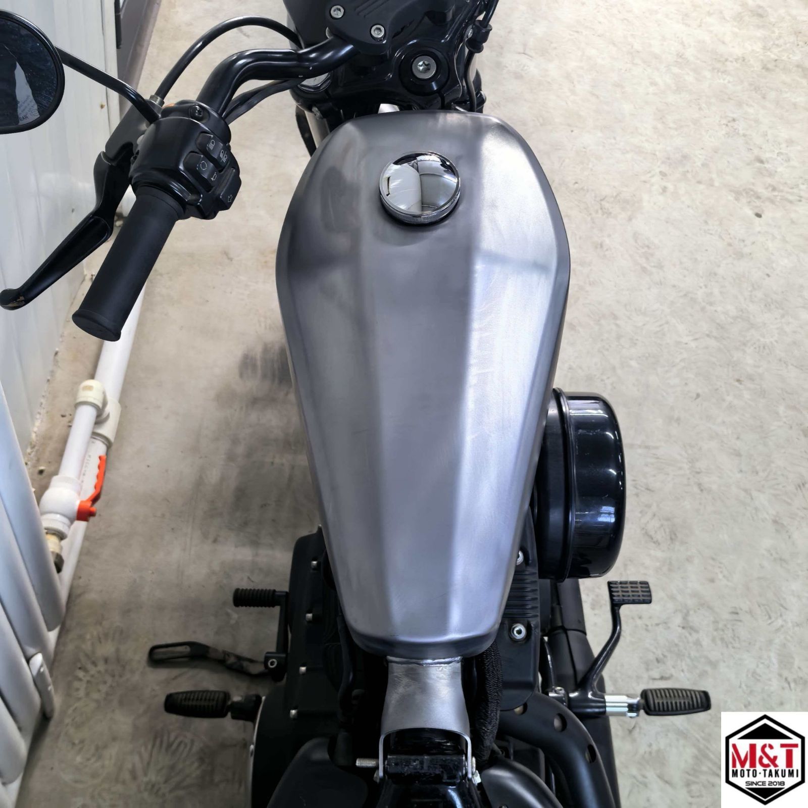 T-240 ハーレー スポーツスター インジェクション車 10L X48 1200C 