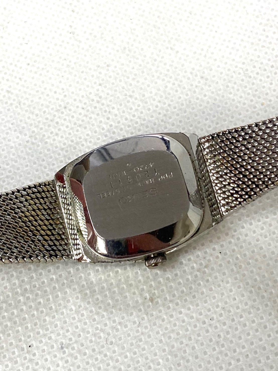 セイコー 4720-3001 腕時計 ウォッチ クォーツ スクエア ロゴ SEIKO セイコー クォーツ 腕時計 ウォッチ 2針 シルバー文字盤
