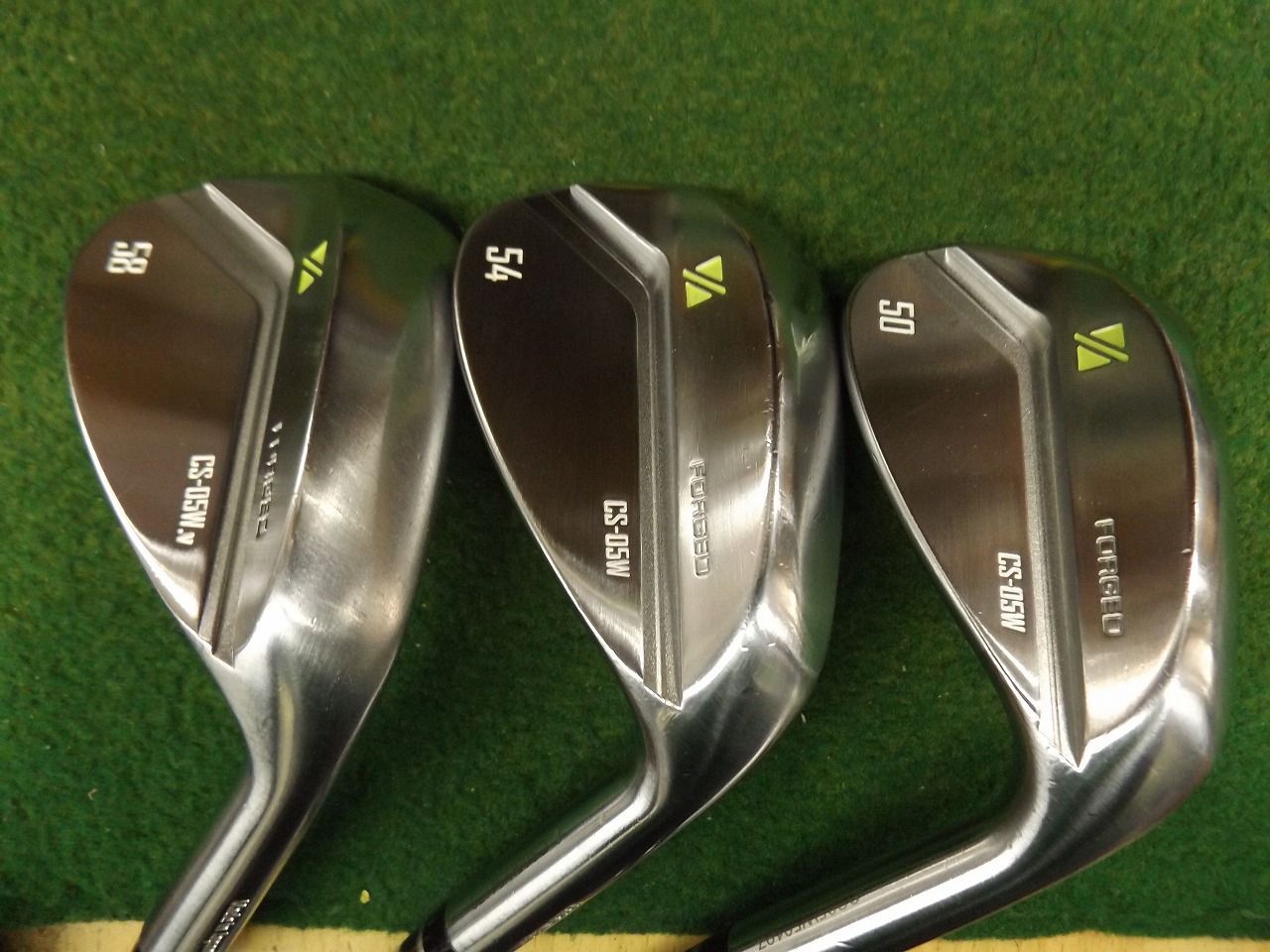 5497 RAZZLE DAZZLE CS-05W 50°+54°+58° NS DG セット ラズルダズル