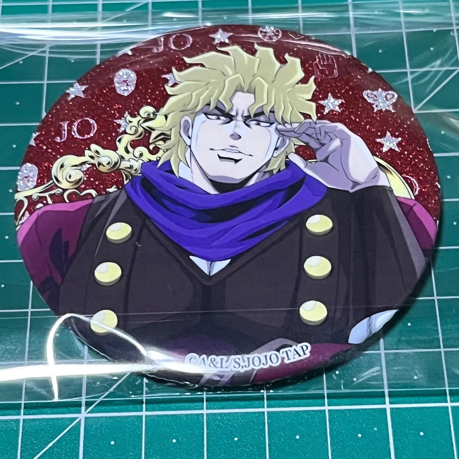 ジョジョの奇妙な冒険 ディオ・ブランドー グリッター 缶バッジ - メルカリ