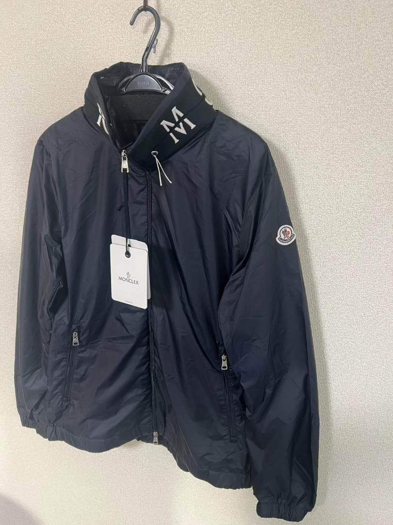 定価20万円！！新品未使用品☆MONCLER BEID ジップアップジャケット