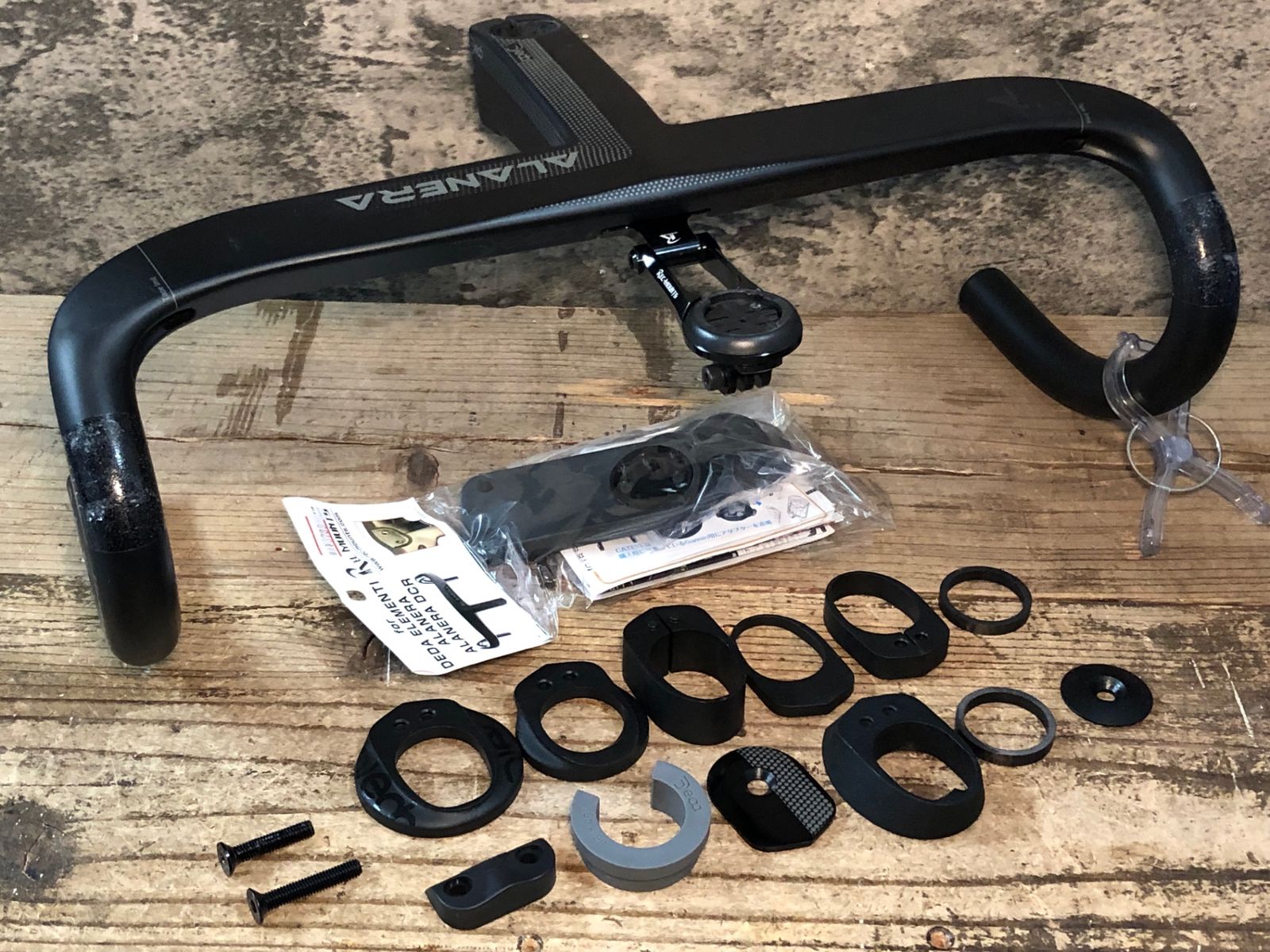 未使用】DEDA ALANERA アラネラ DCR 一体型カーボンハンドル 【公式通販】