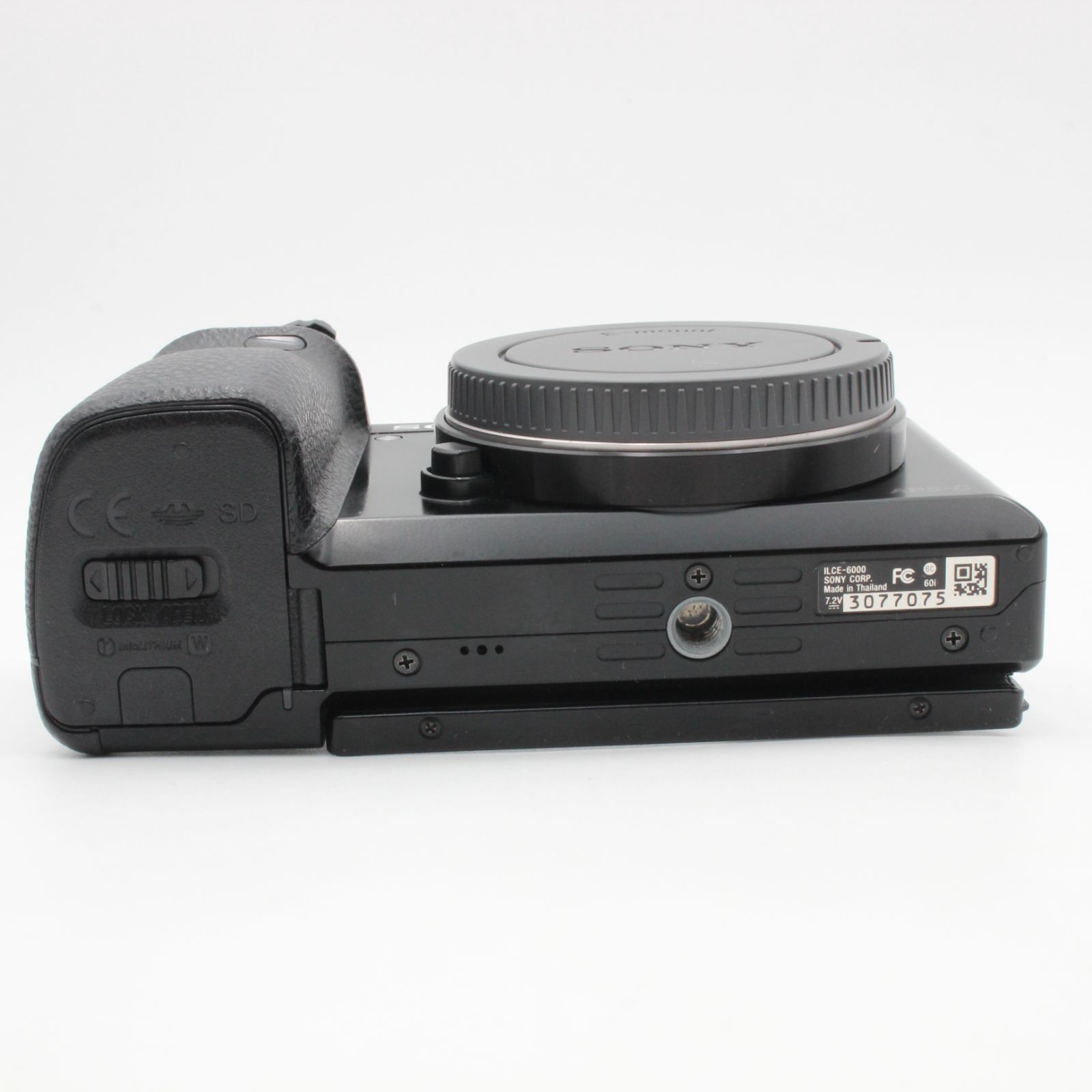 ショット数23923 【極美品】 SONY ソニー α6000 ボディ ILCE-6000 sony