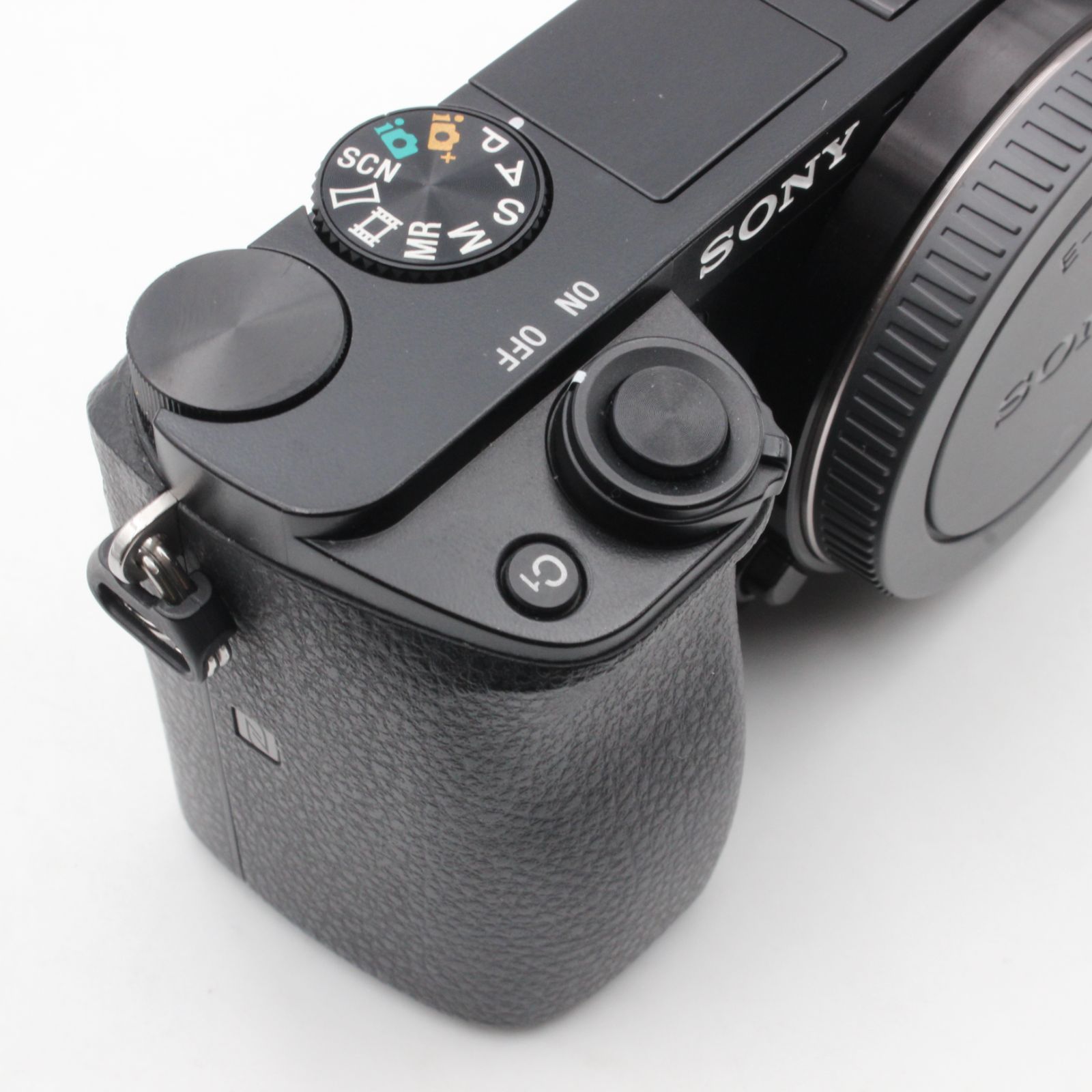 ショット数23923 【極美品】 SONY ソニー α6000 ボディ ILCE-6000 sony