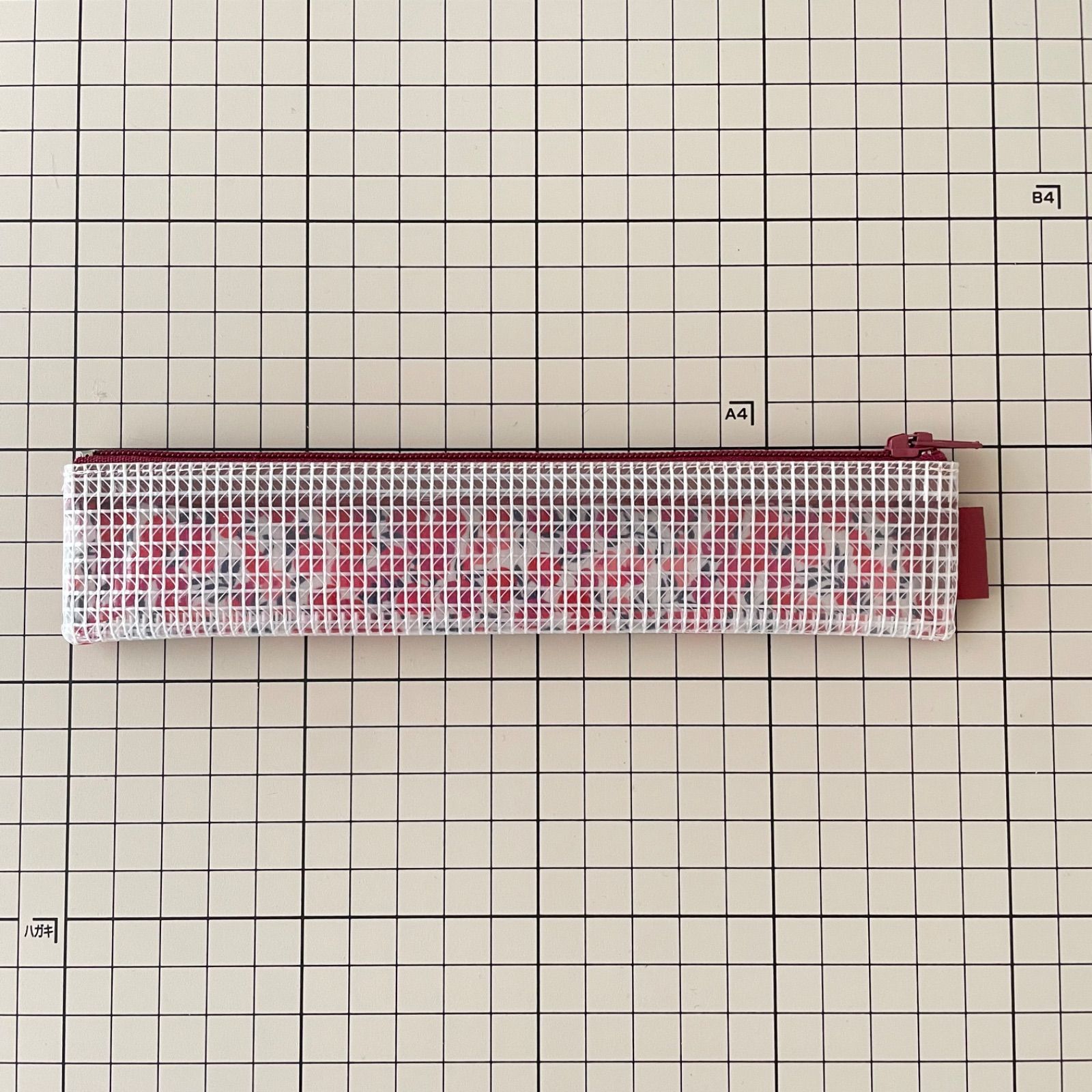 sale・リバティラミネート中身が見えるペンケース〈ウィルトシャー