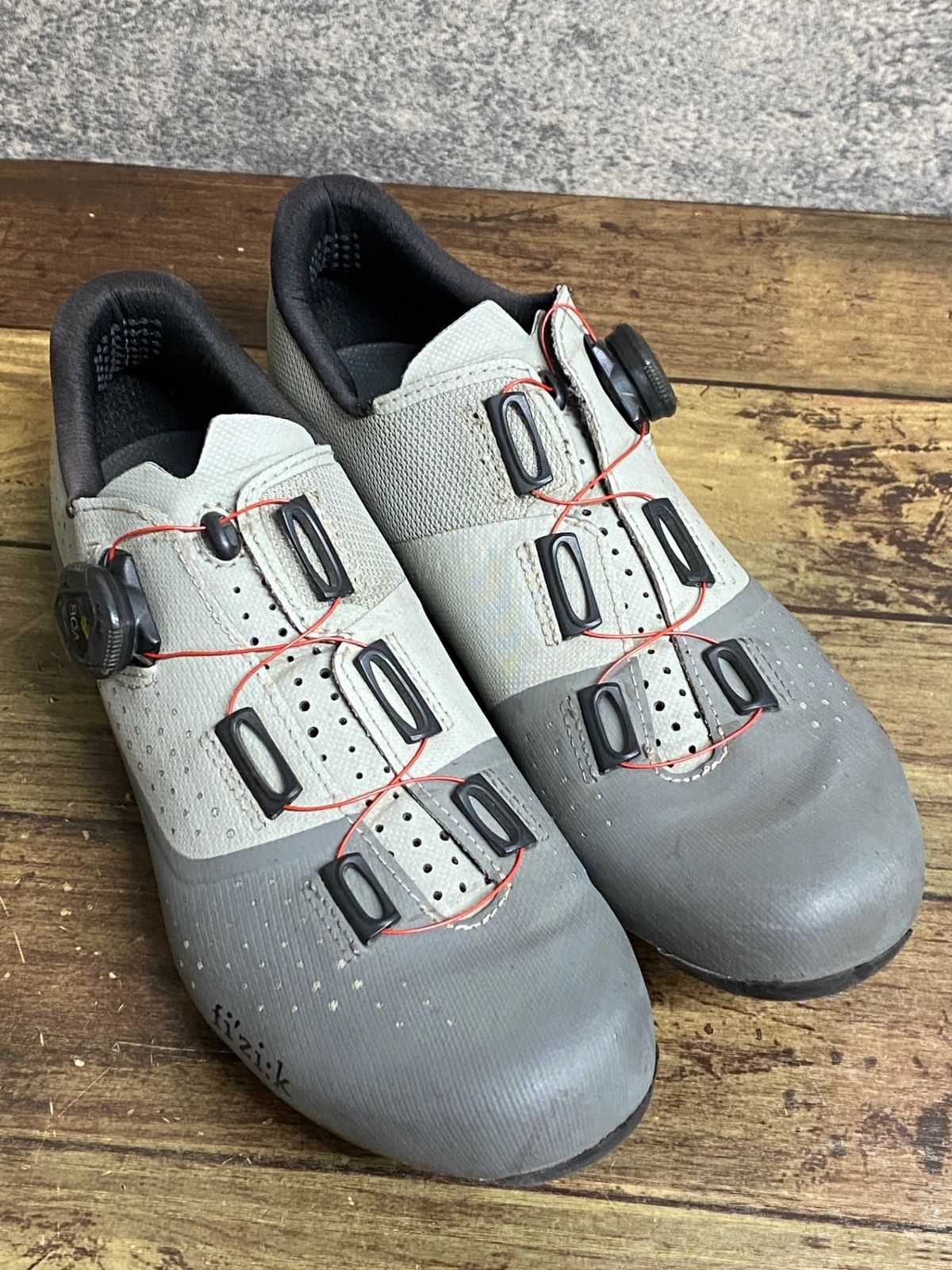 Fizik(フィジーク) ＳＰＤビンディングシューズ　サイズ：４１ クリート付 JY254 フィジーク fizik テンポ TEMPO R4 ビンディングシューズ SPD-SL