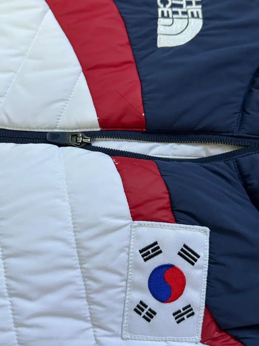 ノースフェイス 平昌 冬季オリンピック 韓国国家代表 軽量ダウン M