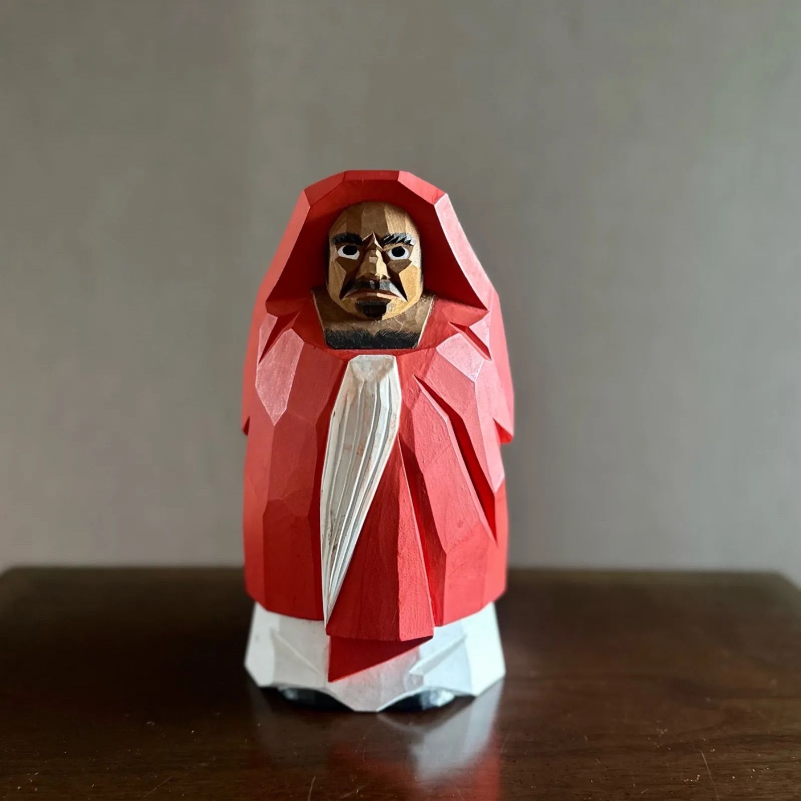 奈良一刀彫 春日有職一刀彫師 五代目神箸東林作 達磨大師立像 木製